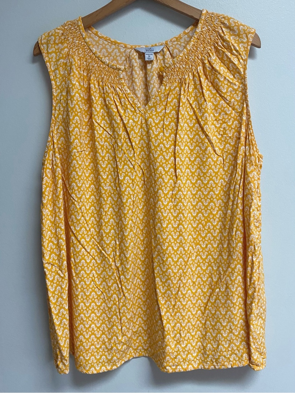 CROFT & BARROW SLEEVELESS TOP - 2X